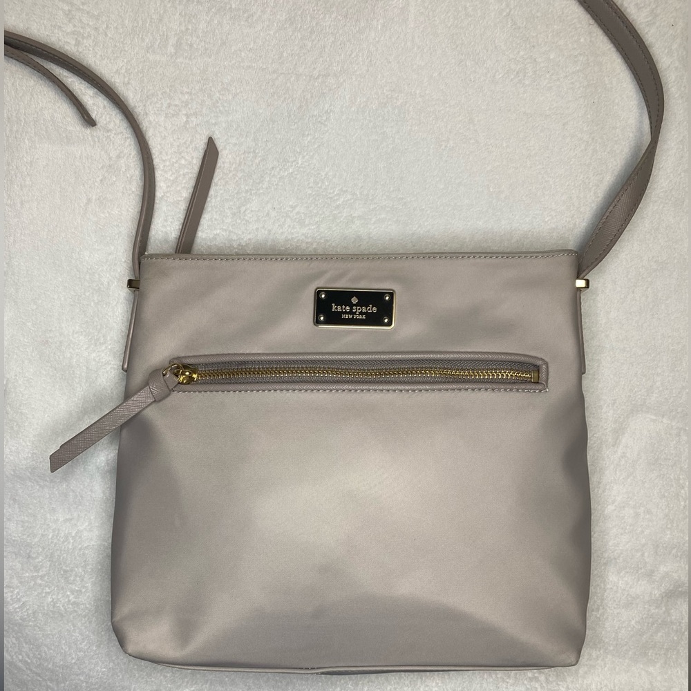 Kate Spade Nylon Crossbody Beige Taupe callouts listed